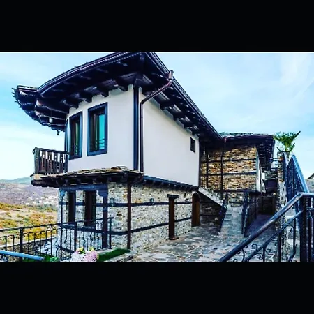 Rey Castle *
